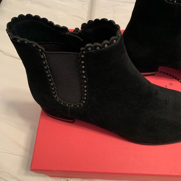 Vaneli Shoes | Vaneli Aska Suede Booties | Color: Black | Size: 6.5 | Msbgp's Closet